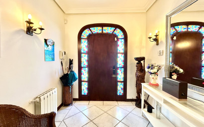 Herverkoop - Villa -
La Mata