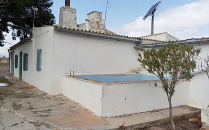 Resale - Finca - Country Property -
Yecla
