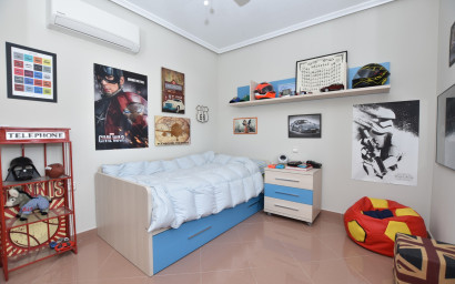 Herverkoop - Villa -
Orihuela Costa - Los Dolses