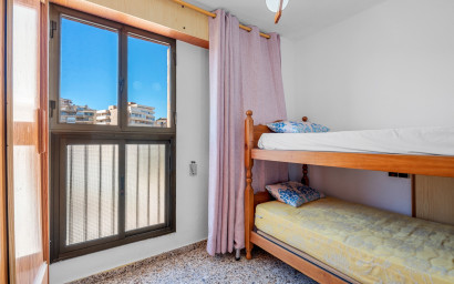 Resale - Apartment -
Arenales del Sol - Segunda linea playa