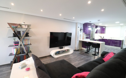 Resale - Townhouse -
Redovan - Redovan - Town