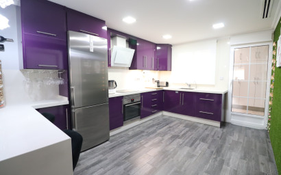 Resale - Townhouse -
Redovan - Redovan - Town