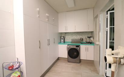 Resale - Townhouse -
Redovan - Redovan - Town