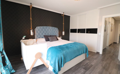 Resale - Townhouse -
Redovan - Redovan - Town