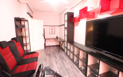 Resale - Townhouse -
Redovan - Redovan - Town