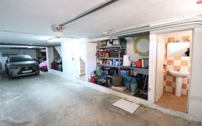 Resale - Townhouse -
Redovan - Redovan - Town