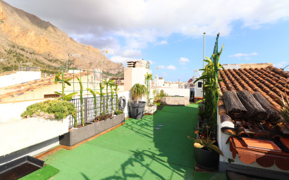 Resale - Townhouse -
Redovan - Redovan - Town