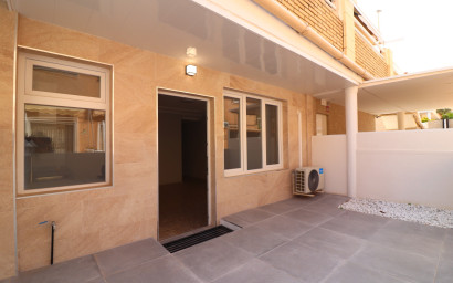Resale - Apartment -
Torrevieja - Torre La Mata