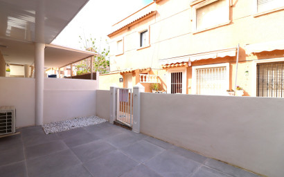 Resale - Apartment -
Torrevieja - Torre La Mata