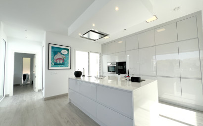 Resale - Villa -
Las Colinas Golf Resort