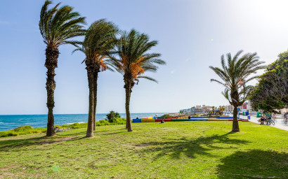 Resale - Penthouse -
Torrevieja - Eliseos playa