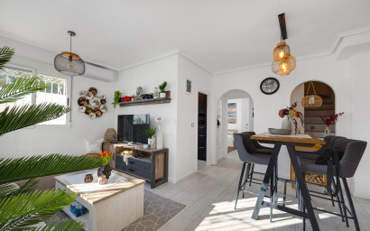 Resale - Townhouse -
Orihuela Costa - Los Altos