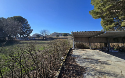 Herverkoop - Villa -
Villena