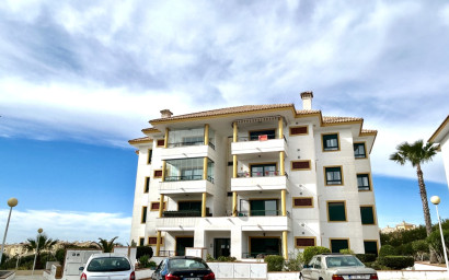 Resale - Apartment -
Campoamor - Campoamor R-5