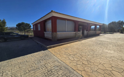 Herverkoop - Villa -
Sax