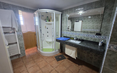 Herverkoop - Villa -
Sax