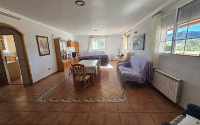 Herverkoop - Villa -
Sax