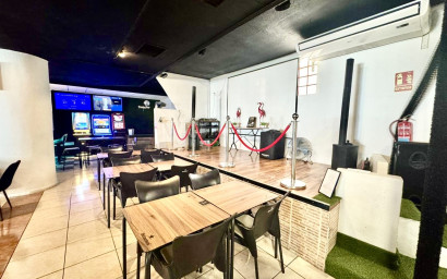 Revente - Local commercial -
San Miguel de Salinas