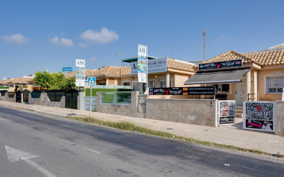 Resale - Townhouse -
Orihuela Costa - La Zenia