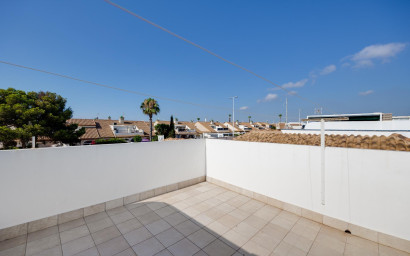 Resale - Townhouse -
Orihuela Costa - La Zenia