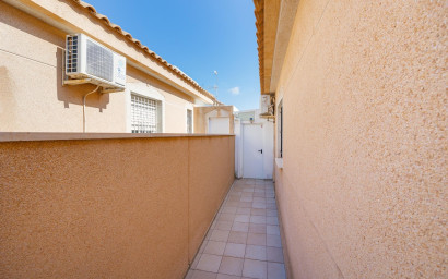 Resale - Townhouse -
Orihuela Costa - La Zenia