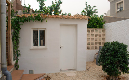 Resale - Villa -
Torrevieja