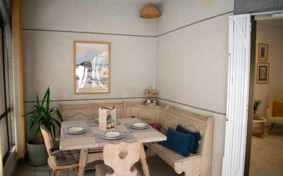 Resale - Villa -
Torrevieja