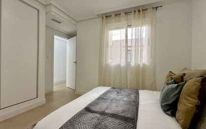 Revente - Appartement -
Torrevieja