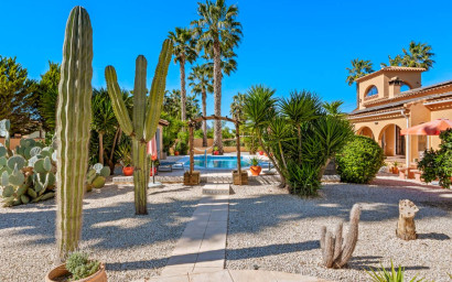 Herverkoop - Landhuis -
Rafal