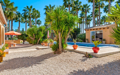 Herverkoop - Landhuis -
Rafal