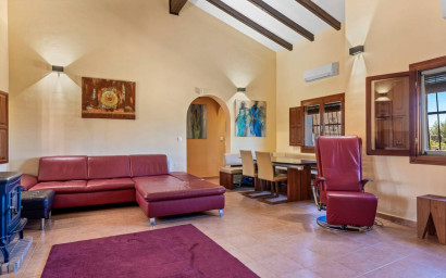 Herverkoop - Landhuis -
Rafal