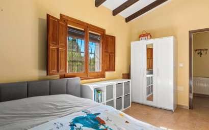 Herverkoop - Landhuis -
Rafal