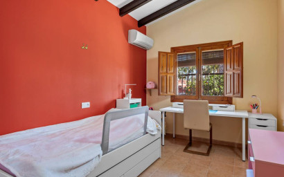 Herverkoop - Landhuis -
Rafal