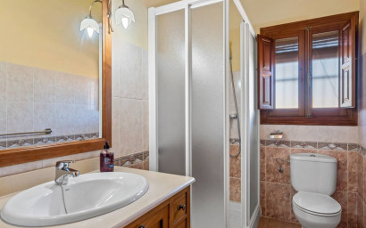 Herverkoop - Landhuis -
Rafal