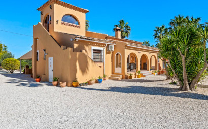 Herverkoop - Landhuis -
Rafal