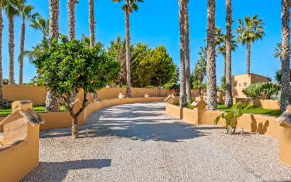 Herverkoop - Landhuis -
Rafal