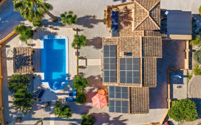 Herverkoop - Landhuis -
Rafal