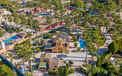 Herverkoop - Landhuis -
Rafal