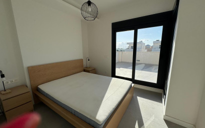 Herverkoop - Villa -
San Fulgencio