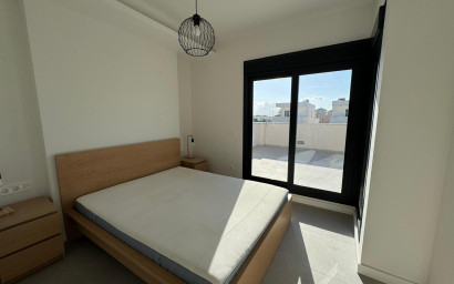 Herverkoop - Villa -
San Fulgencio