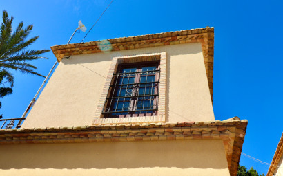 Resale - Finca - Country Property -
Rojales - Heredades