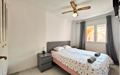 Resale - Apartment -
Torrevieja - La Mata