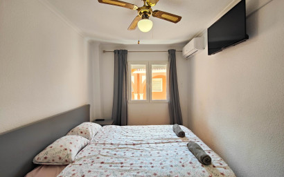 Resale - Apartment -
Torrevieja - La Mata