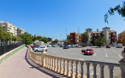 Revente - Appartement -
Torrevieja