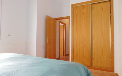 Herverkoop - Plat -
Torremendo