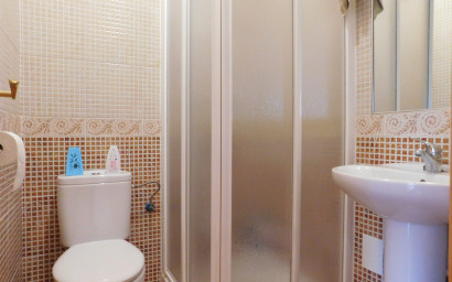 Herverkoop - Plat -
Torremendo