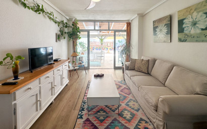 Resale - Apartment -
Torrevieja - Center