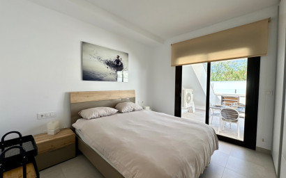 Herverkoop - Plat -
Pilar de la Horadada