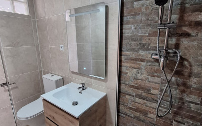 Revente - Maison mitoyenne -
Sax