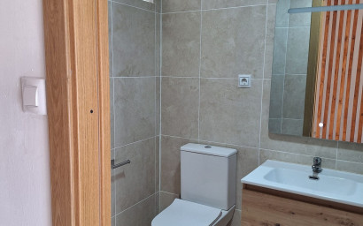 Revente - Maison mitoyenne -
Sax